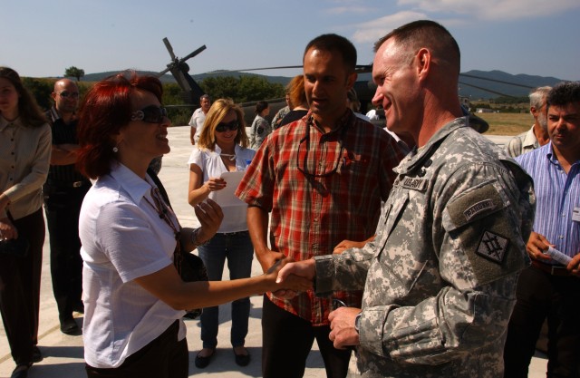 Task Force Commander greets regional governors and mayors
