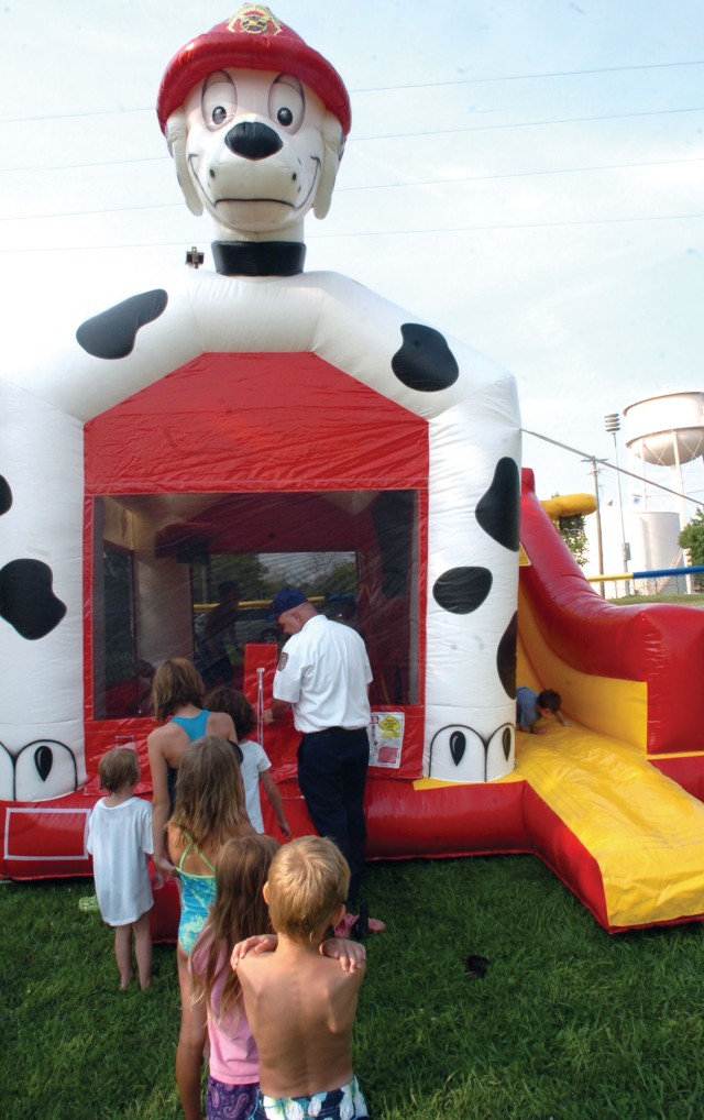 Belvoir celebrates National Night Out