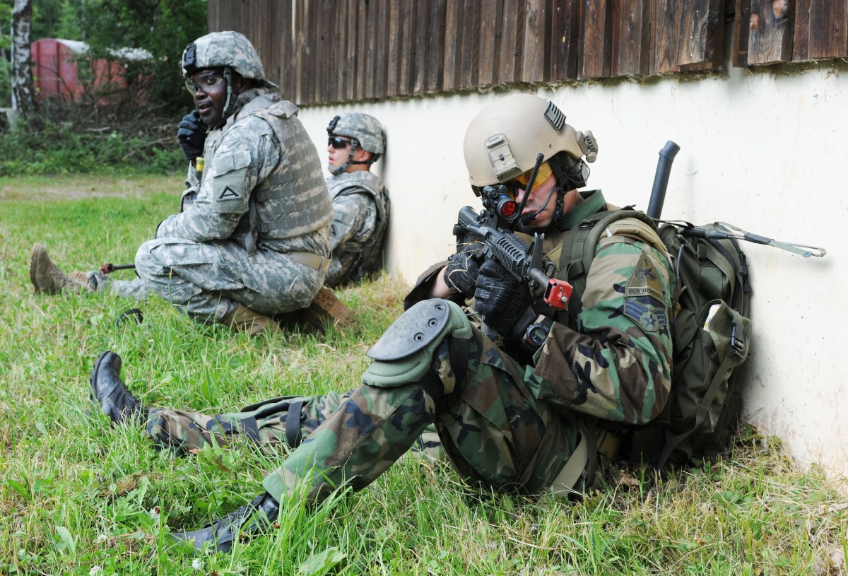 Airmen, Soldiers Share Capabilities At Army's European Combat Training 