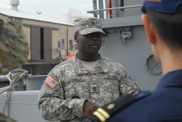 Exercise Pacific Reach 2009 Tests Watercraft Capabilities