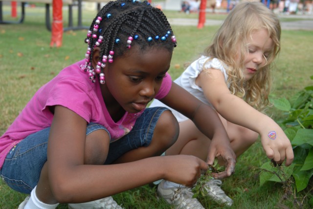 Students take care of &#039;kindergarten&#039;
