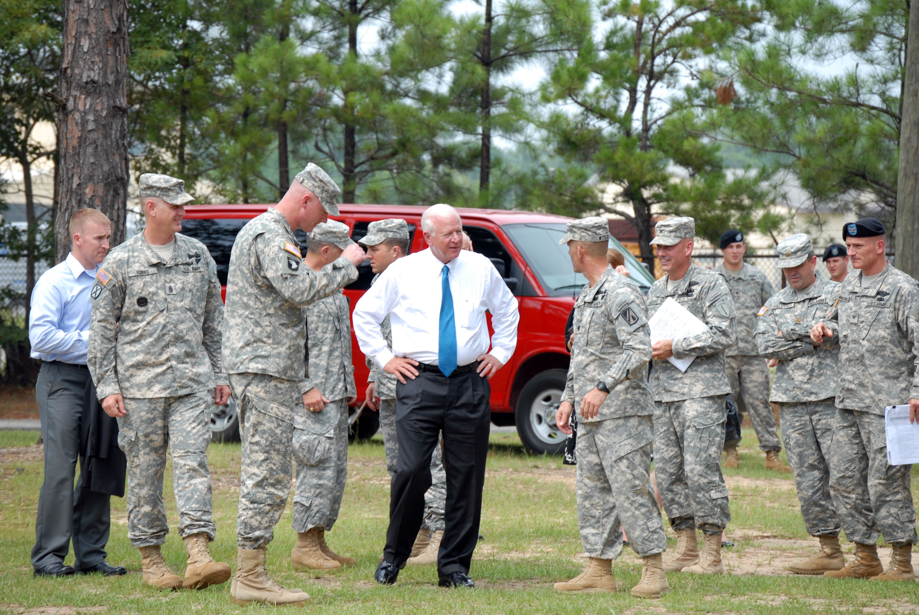 Sen. Saxby Chambliss visits Fort Benning | Article | The United States Army