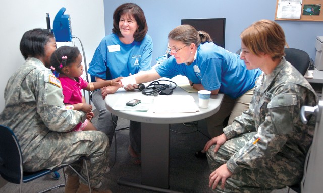 Volunteers provide free physicals for area youth