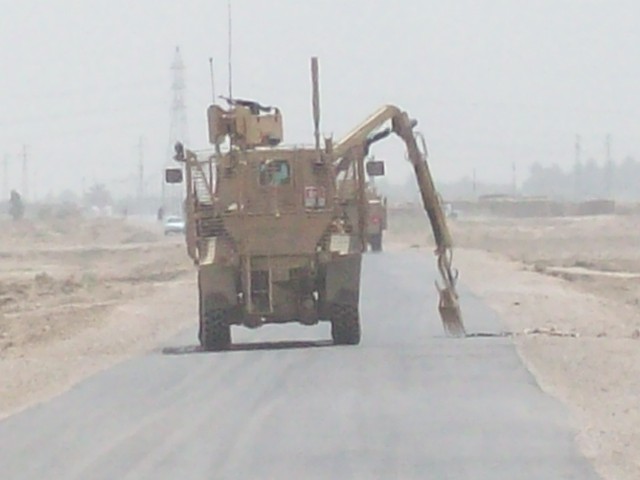 Clearance team ensures safe roads from Maysan to Basra