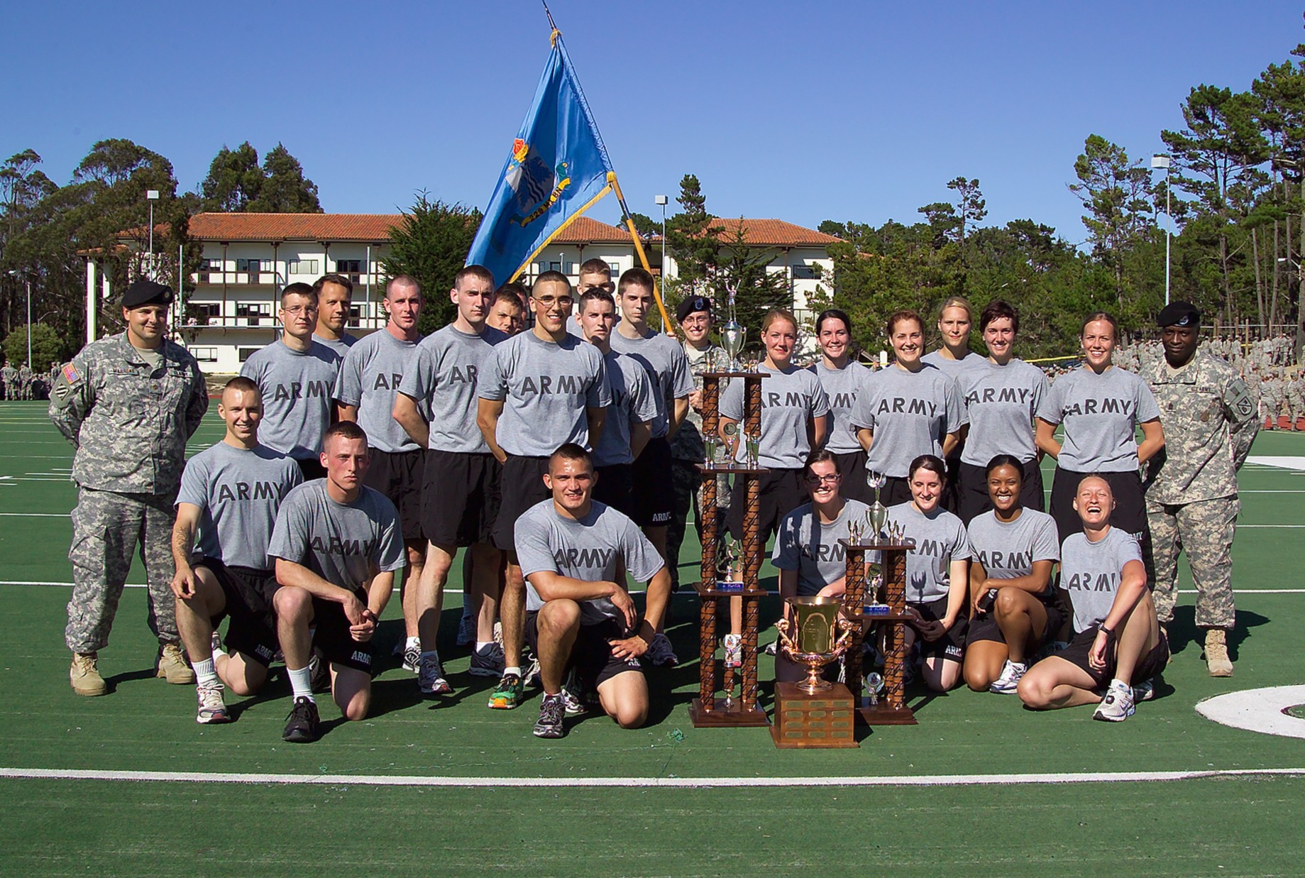 ARMY CLAIMS TROPHY AT POM COMMANDER'S CUP RACE Article The United