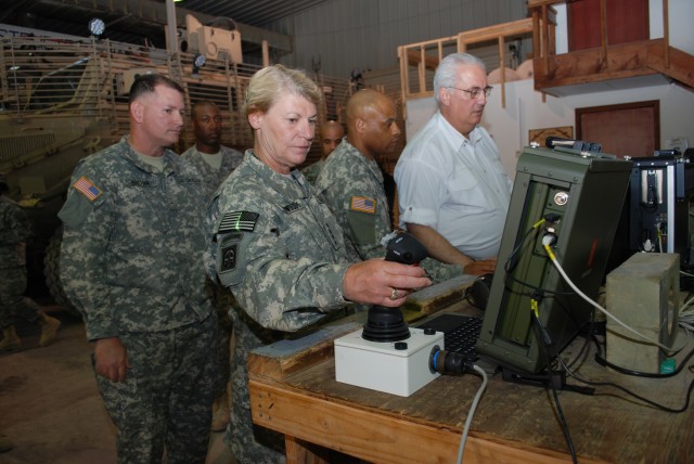VIPs validate success by 402nd Army Field Support Brigade