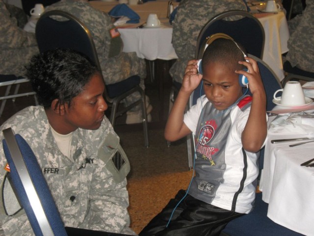 3rd HBCT holds Female Readiness Luncheon