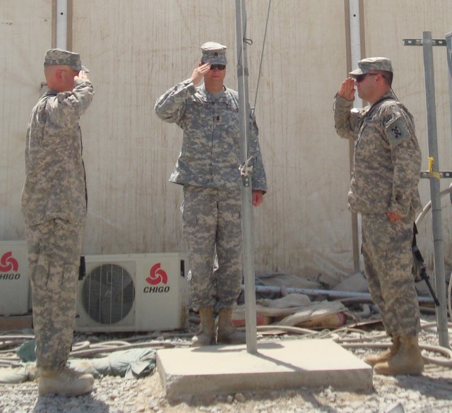 Kandahar Army Reserve Soldiers honor fallen Tampa Police Officer