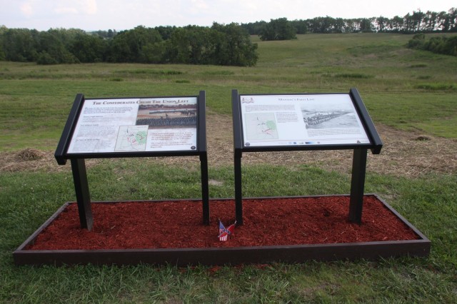 These historical markers tell the story of the Battle of Richmond, Kentucky.