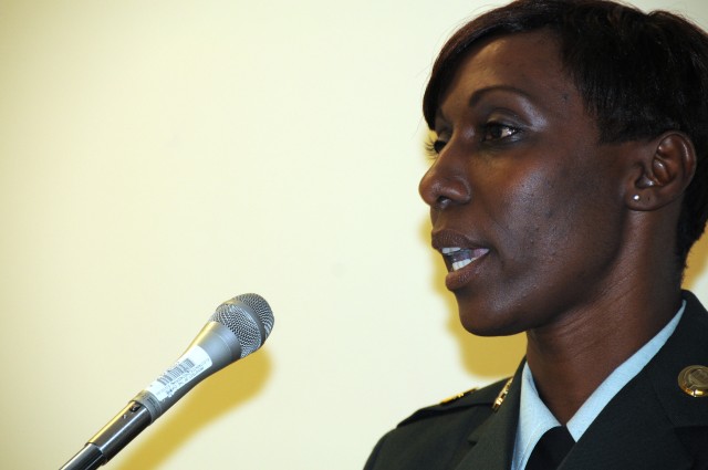 On Capitol Hill, female Soldiers discuss equality