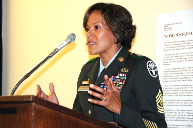 On Capitol Hill, female Soldiers discuss equality