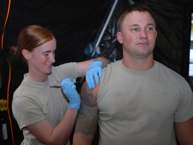 Army expects H1N1 vaccine in October
