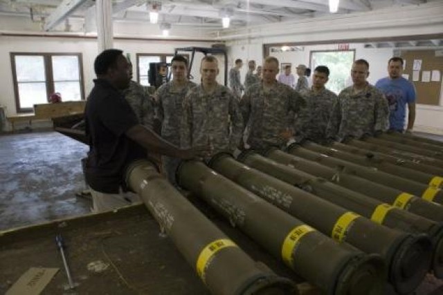 Ft. Benning Soldiers visit TOW missile operations