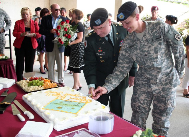 Shared promotion in honor of the Year of the NCO, shared cake