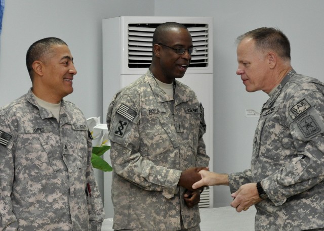 Army Chief of Chaplains visits Kandahar