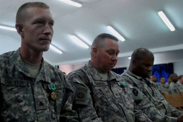 Delta and Echo 949th receive awards