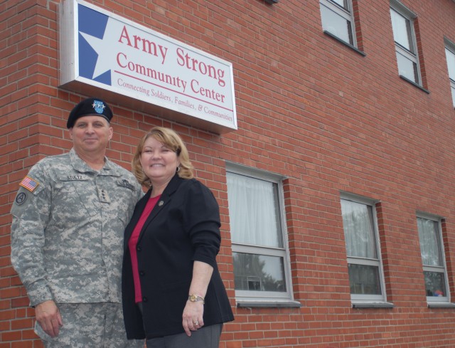 &#039;Virtual Installation&#039; Brings Support to Military Families