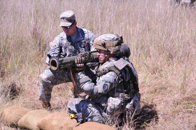 Infantry Soldiers in Hawaii Execute New EIB Test