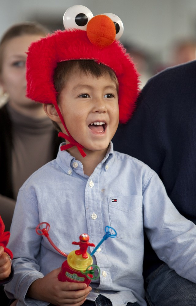 Elmo visits Belgium