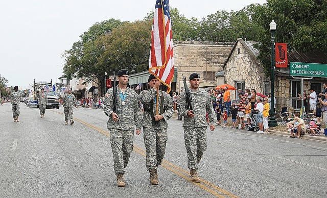 Soldiers join community celebration 3