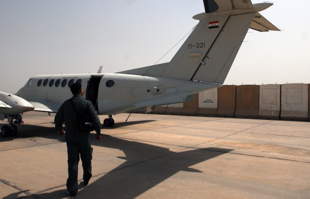 Iraqi Lt. finds calling in Air Force