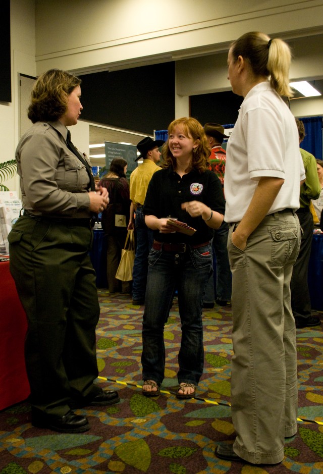 Sacramento District natural resources staff reaches out to wildlife conservation community