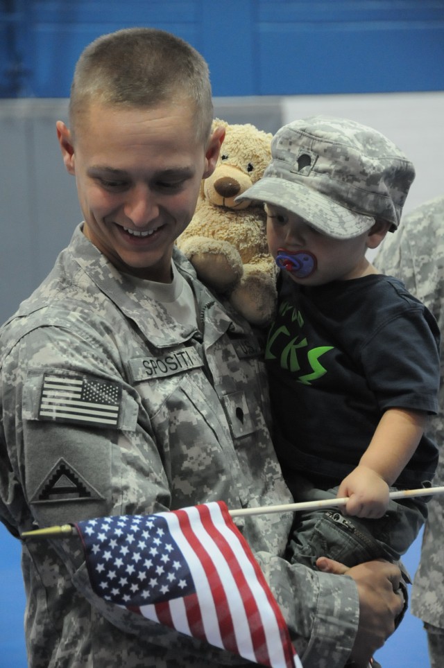 1-4 Infantry company returns from Afghanistan
