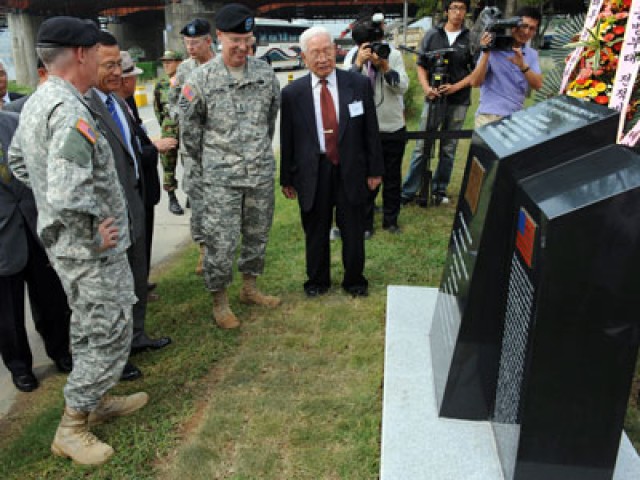 Monument recognizes U.S. Army engineers