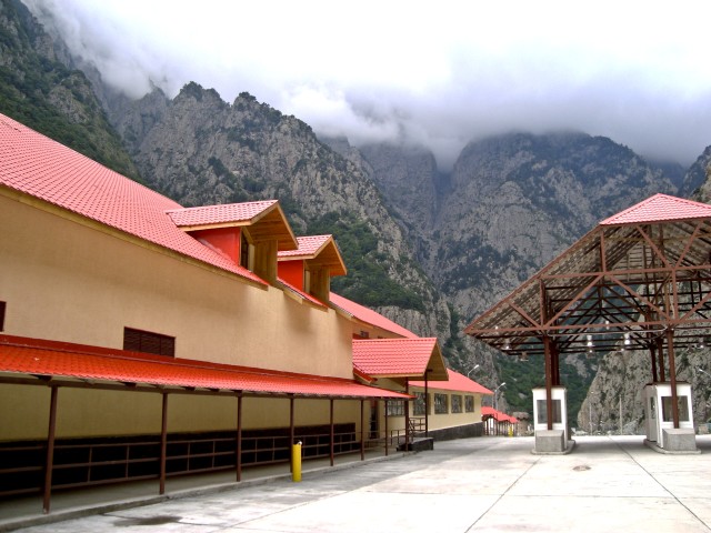 Kazbegi border crossing station