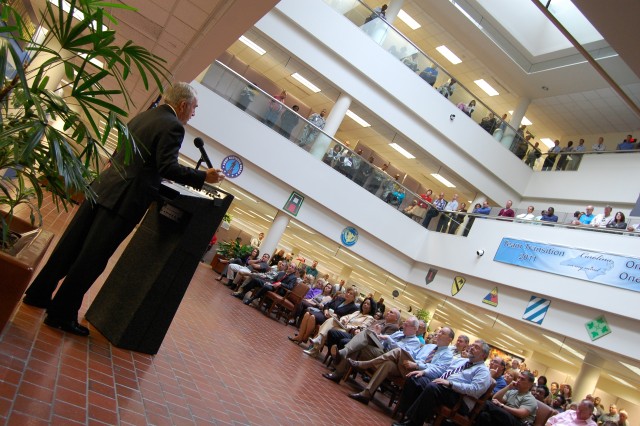 FORSCOM Town Hall features hard data, &quot;RED&quot; Boxes