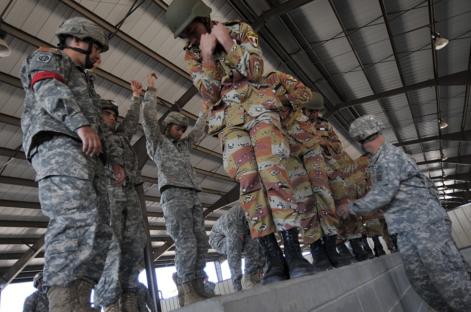 U.S., foreign paratroopers conduct airborne operation at Fort Bragg ...