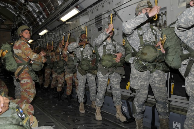 &quot;Airborne!&quot; in five languages 1