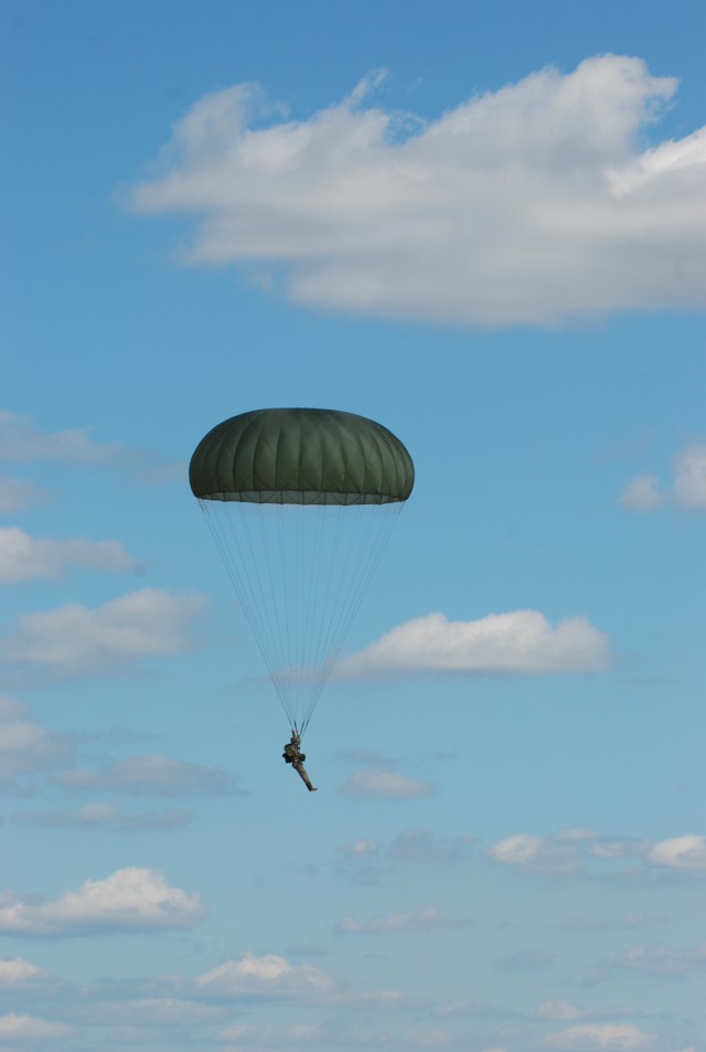 &quot;Airborne!&quot; in five languages 4