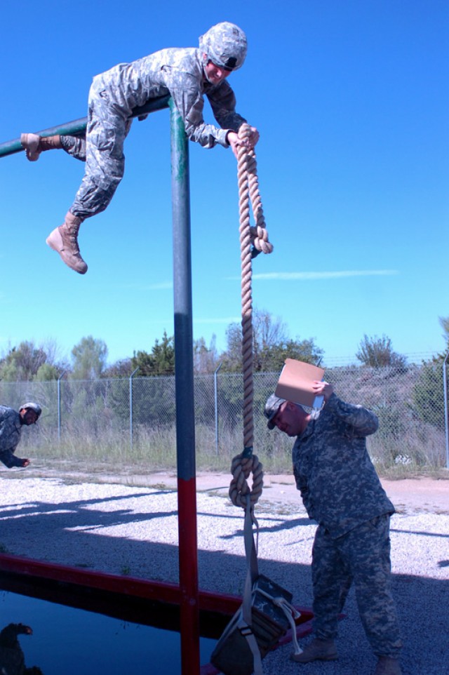 Obstacle Course no match for 'Long Knife' Soldiers | Article | The ...