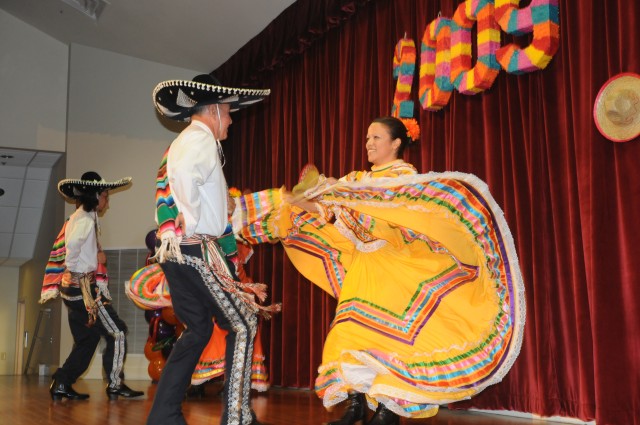 3SB brings Hispanic heritage to Stewart&#039;s Main Post Chapel