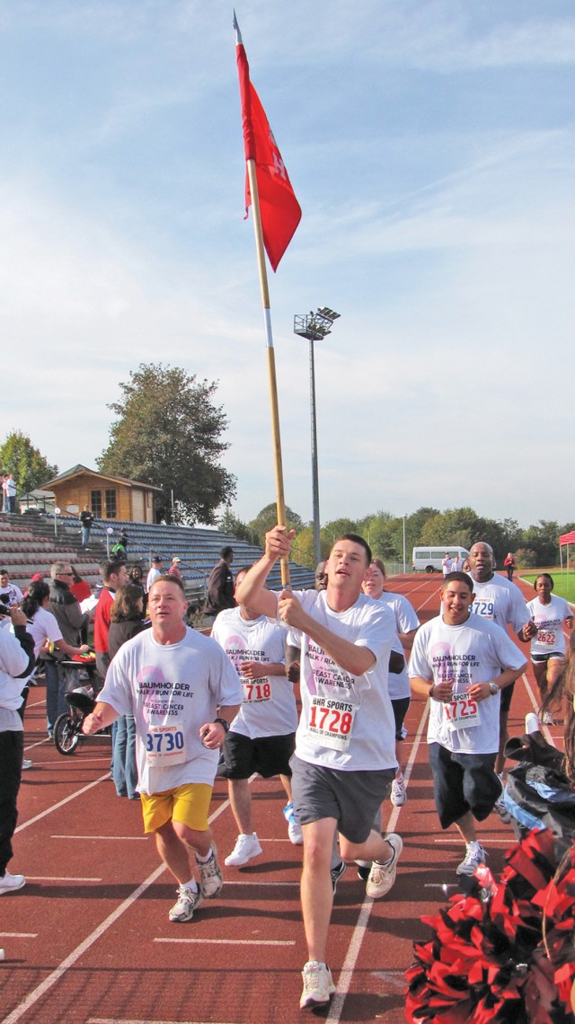 Hundreds run for life, join cancer fight