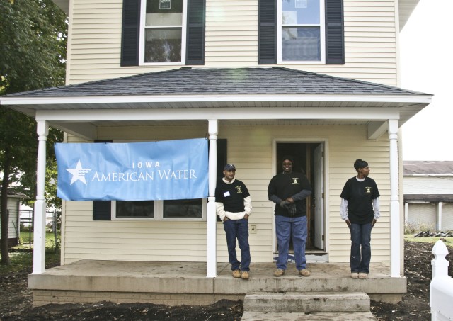ASC Soldiers help make house a home