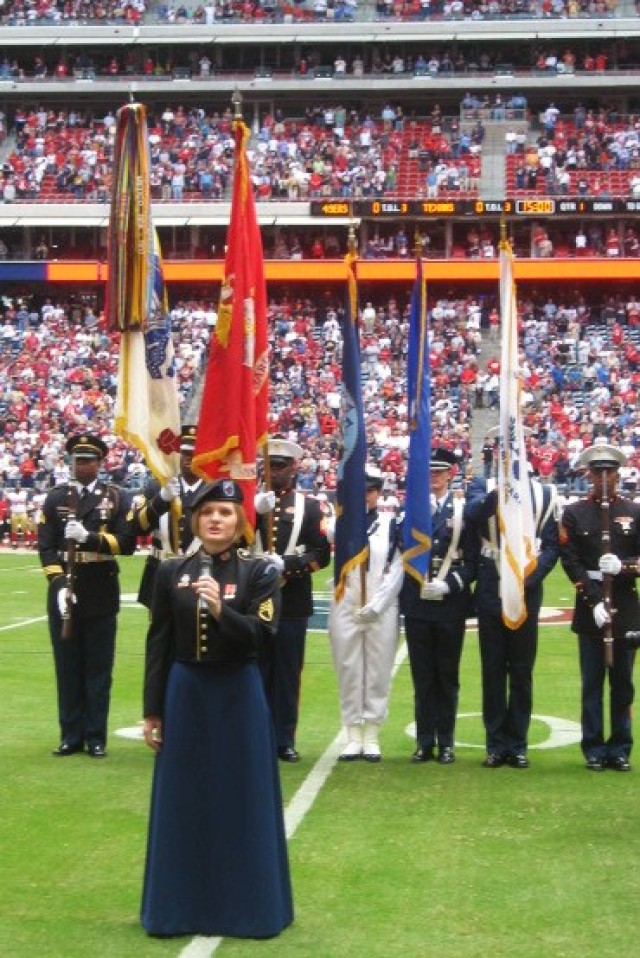 SSG Labrecque performs National Anthem