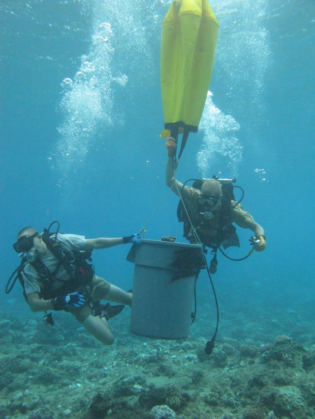 7th EDT helps restore reef off Kwajalein Atoll