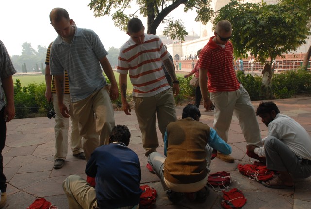 Strykehorse Battalion visits Taj Mahal