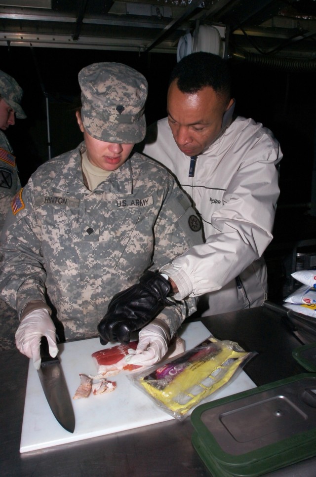 Local Army cooks heat their way to the top