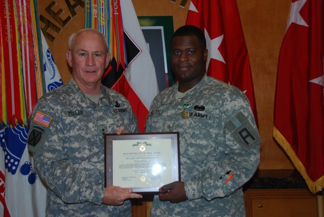 First Army sergeant earns honors at Basic NCO Course