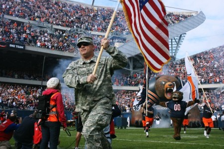 DVIDS - News - Chicago Bears Host Military Day for Service Members, Veterans