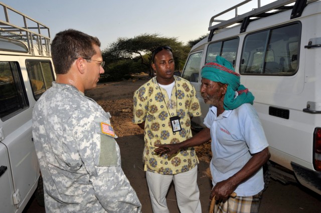 Horn of Africa servicemembers bring donations to Djiboutians