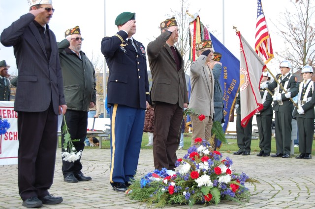 Warner Barracks honors its veterans