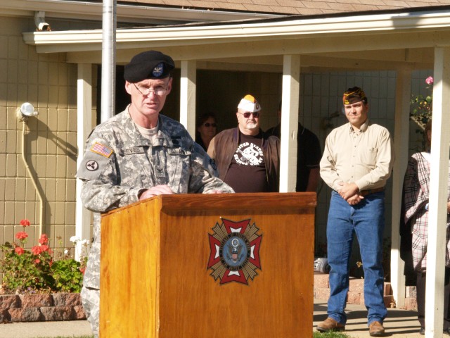 Sustainers speak at Veterans Day celebrations