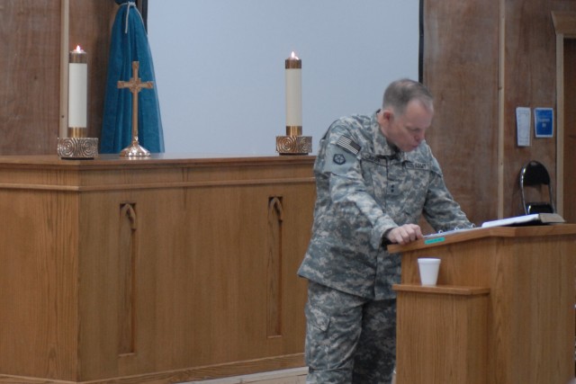 Chief Of Chaplains Stresses Importance Of Strengthening Faith ...