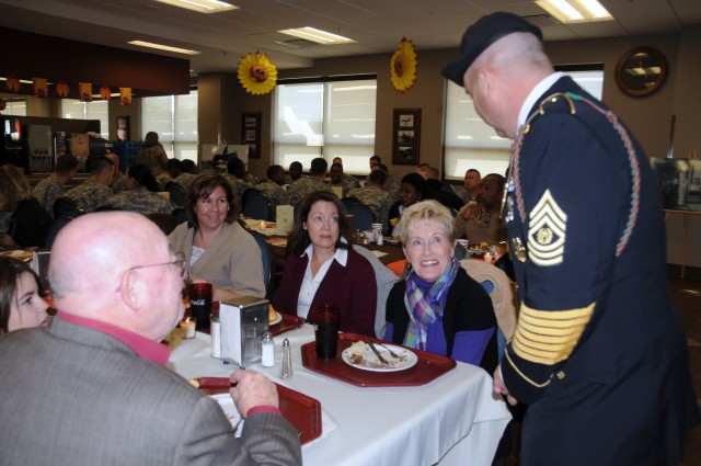 FORT RILEY SOLDIERS CELEBRATE &#039;THANKSGIVING FEAST OF HISTORY&#039;