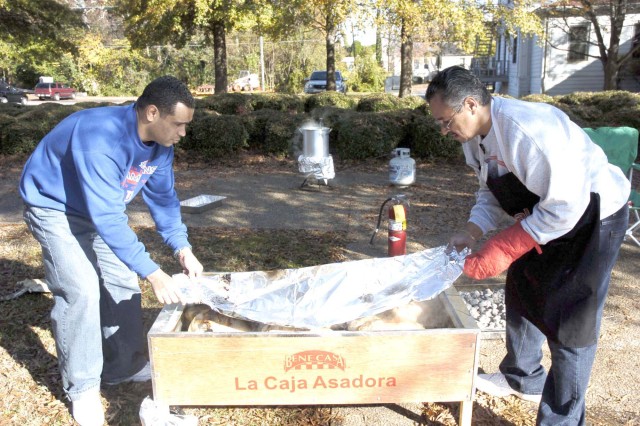 Soldiers, Families celebrate Thanksgiving early