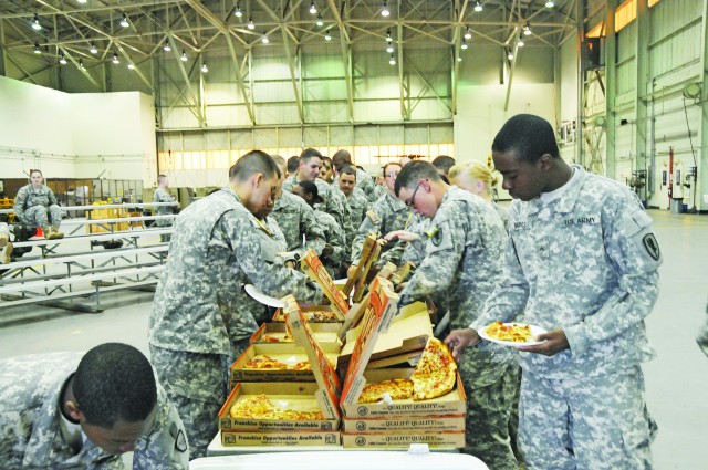 Fort Rucker aviation regiment chaplains feed AIT students&#039; bodies, spirits